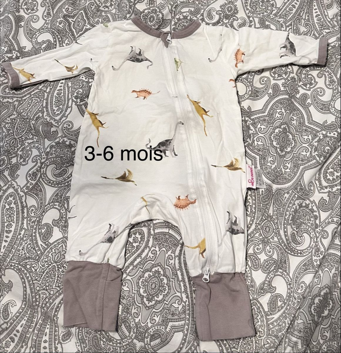 Pigiama & Simili: Baby Clothes Set – Usato da Nyon venduto da jen_7dfc 1