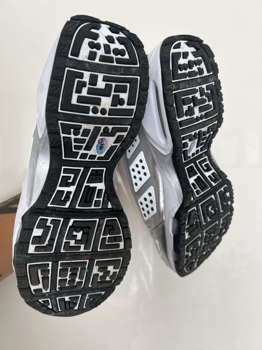 Nike Scarpe da uomo: NIKE SNDR GR.40 – Nuovo (secondo la descrizione) da Zürich venduto da ravioliii 3