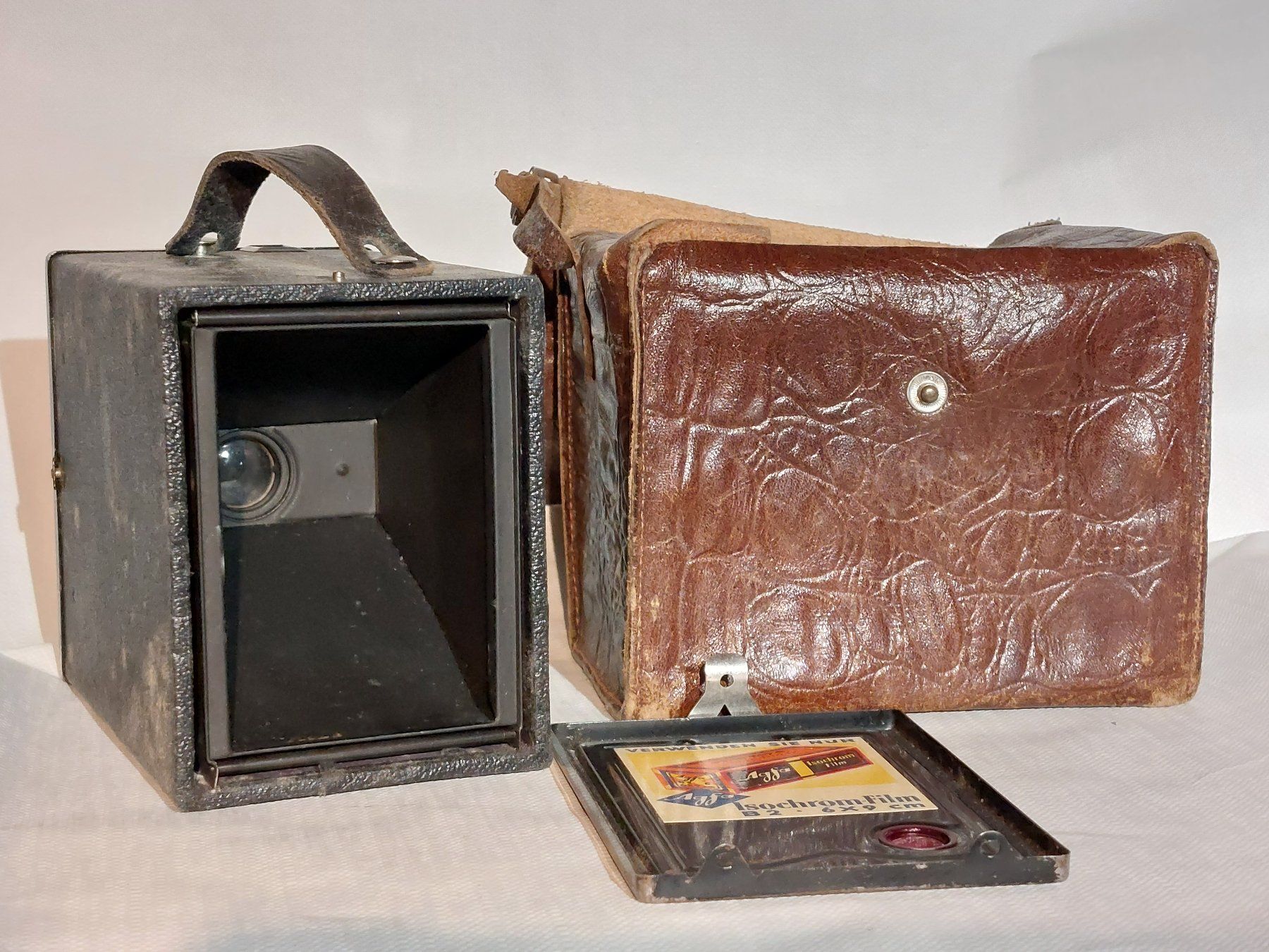 Kamera: Antike Fotokamera / Boxkamera – Gebraucht aus Wald ZH von MartialArts 1