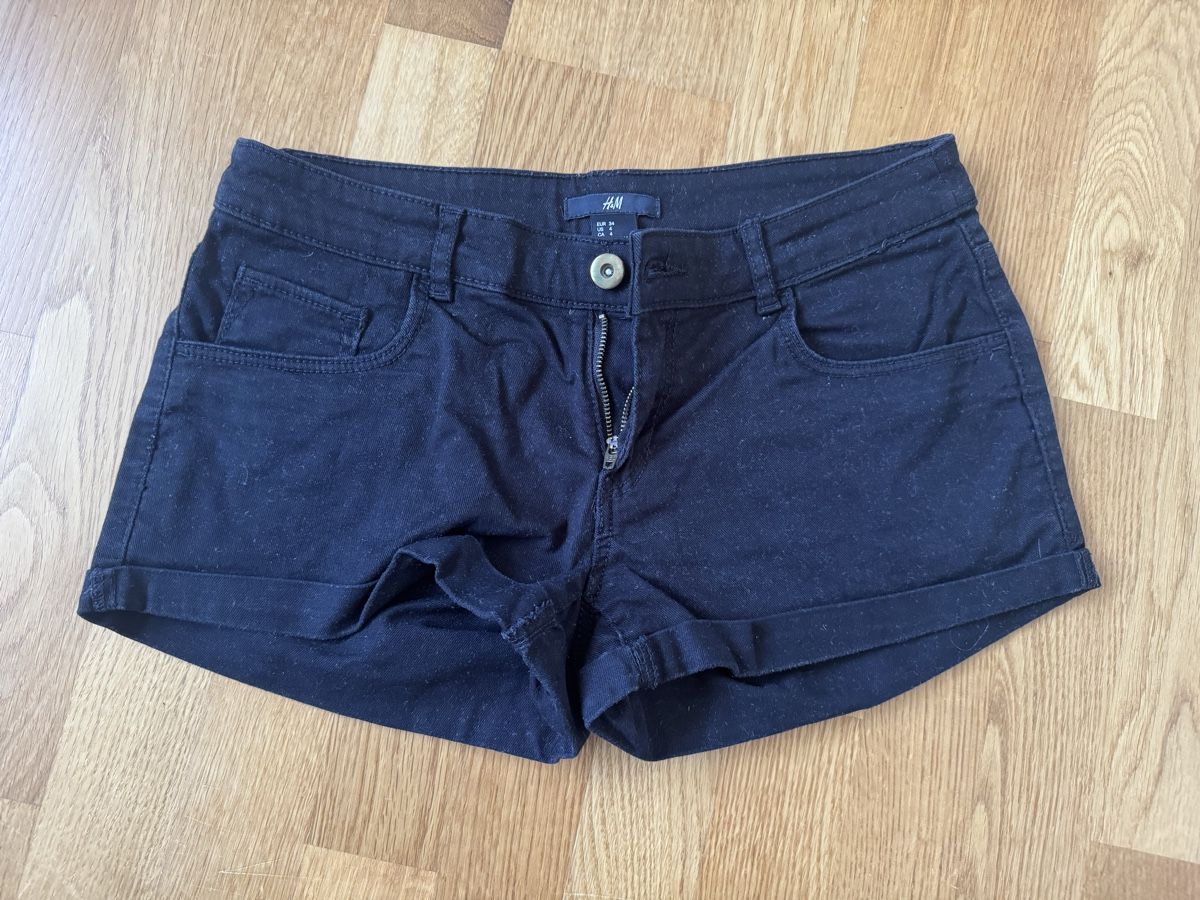 Hosen: Kurze Hosen H&M Grösse 34 – Gebraucht aus Tscheppach von SeBoJo