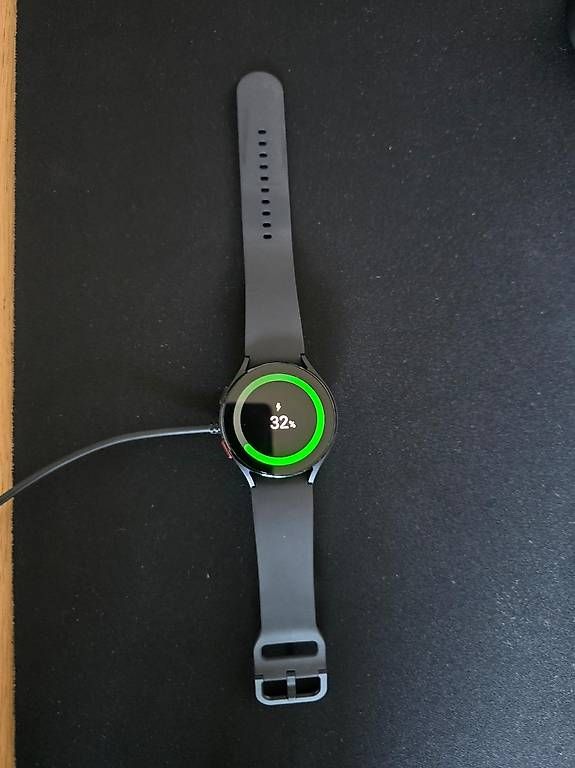 Samsung Smartwatch: Smartwatch, Samsung Galaxy Watch5 LTE – Usato da Thun venduto da jmea 3