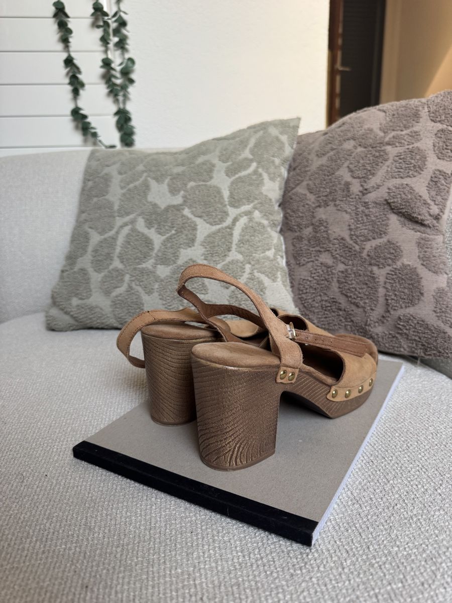 Tamaris Scarpe da donna: Sandalen Plateauabsatz Damen Leder – Usato da Winterthur venduto da Flomiverse 1
