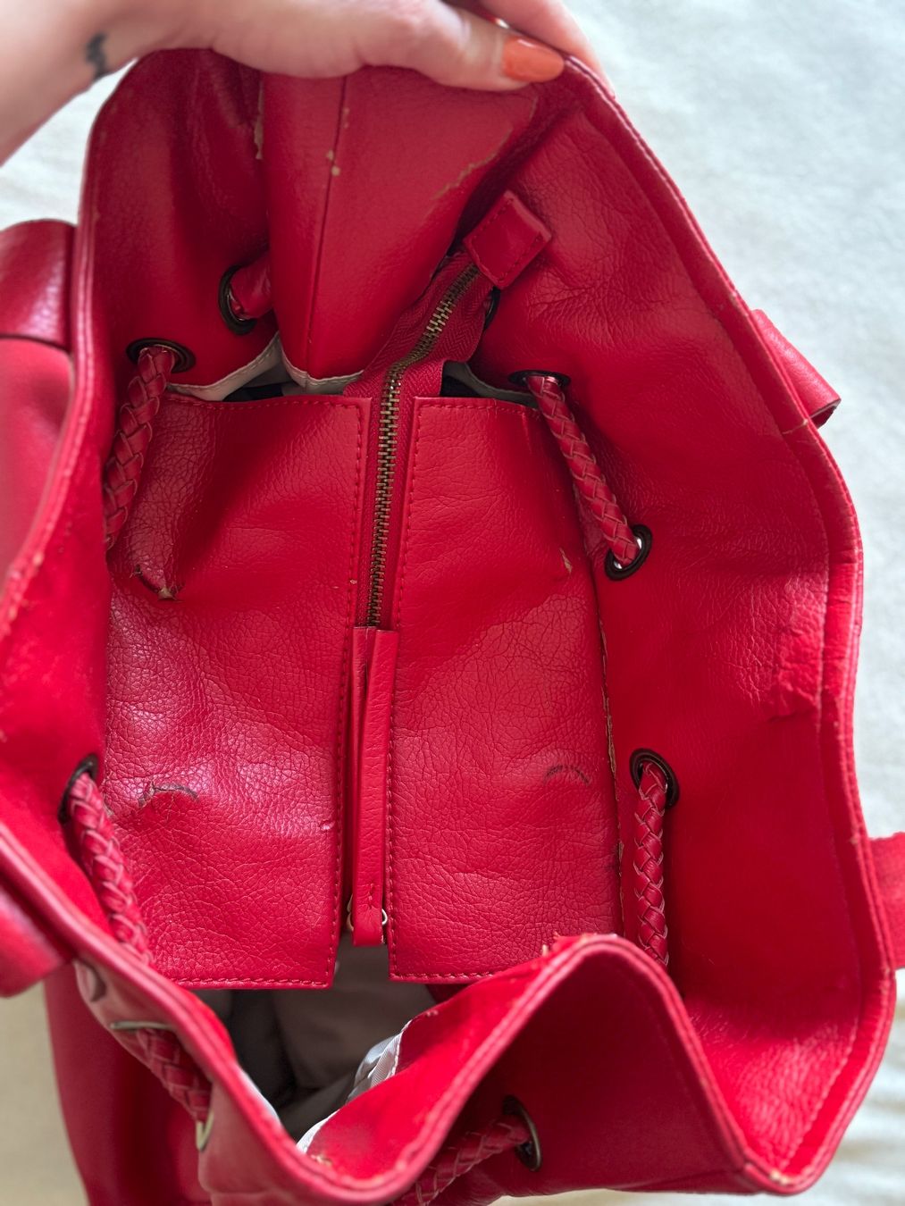 Taschen für Damen: Grand sac en cuir rouge – Gebraucht aus Cossonay-Ville von ale_k9mh 8