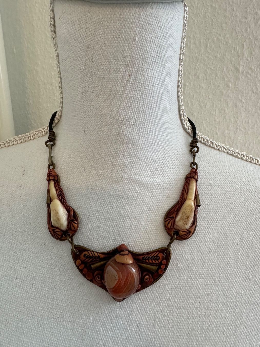 Catenine: Boho Halskette Leder mit passendem Armband - Achat Statement – Usato da Arlesheim venduto da Eli_77