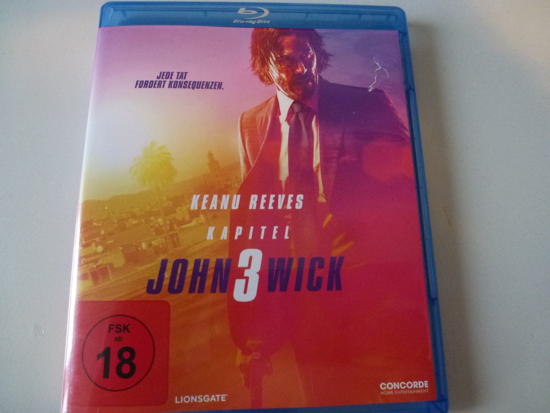 Tutti i DVDs: John Wick 3 - Parabellum (Blu-Ray) – Nuovo (secondo la descrizione) da Bern venduto da Frebo