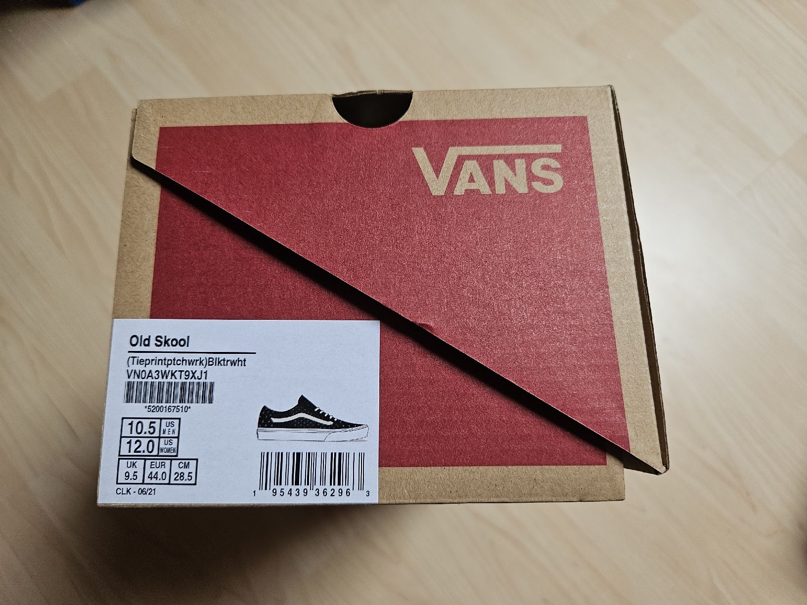 Vans Scarpe da uomo: chaussures vans Old Skool neuves – Nuovo e nell'imballaggio originale da Onnens FR venduto da YNM90 1