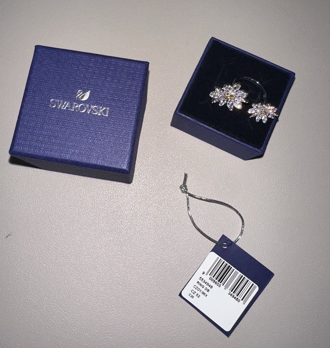 Swarovski Anelli: Swarovski Ring Eternal Flower Silber - neu – Nuovo e nell'imballaggio originale da Pratteln venduto da sia_uk27 1