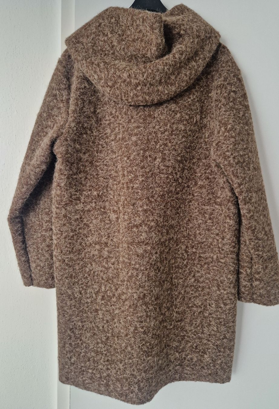 Manteaux: MANTEAU À CAPUCHE – Neuf avec emballage d'origine à Camorino par JPHANDMADE1 4