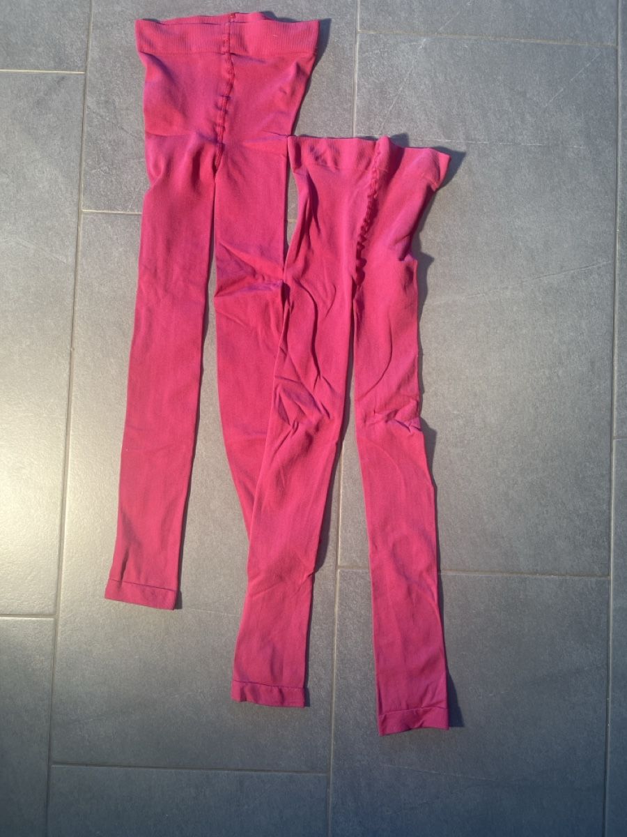 Calze & Collant: Pinke Kinderstrumpfhose, Grösse 146/152 2x – Usato da Fulenbach venduto da F8
