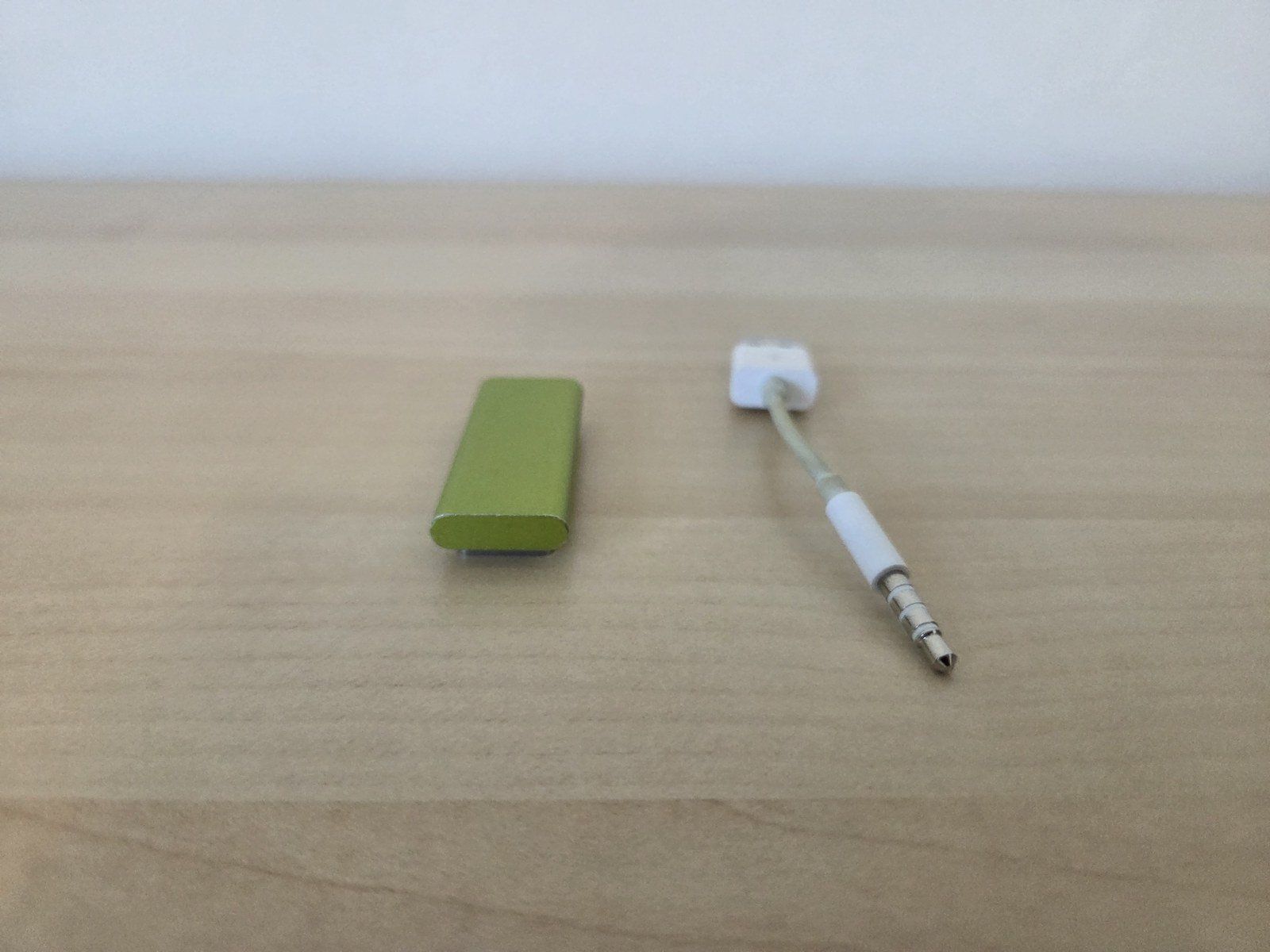 Apple Tragbarer Mediaplayer: Apple iPod shuffle 3e génération 2 Go vert + câble USB – Gebraucht aus Fribourg von guilhem63