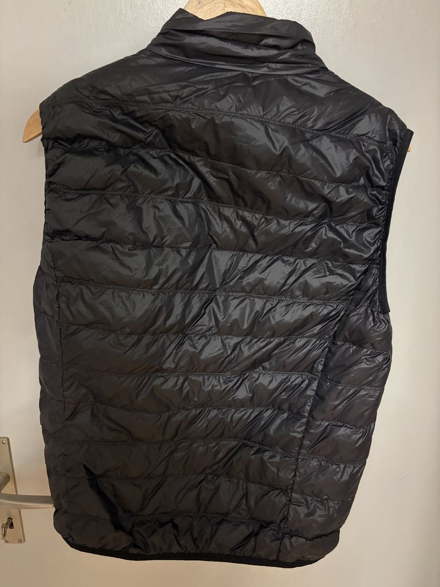 Armani Gilet & Giacche: EA7 Emporio Armani Weste schwarz – Usato da Moosseedorf venduto da prodrips 1