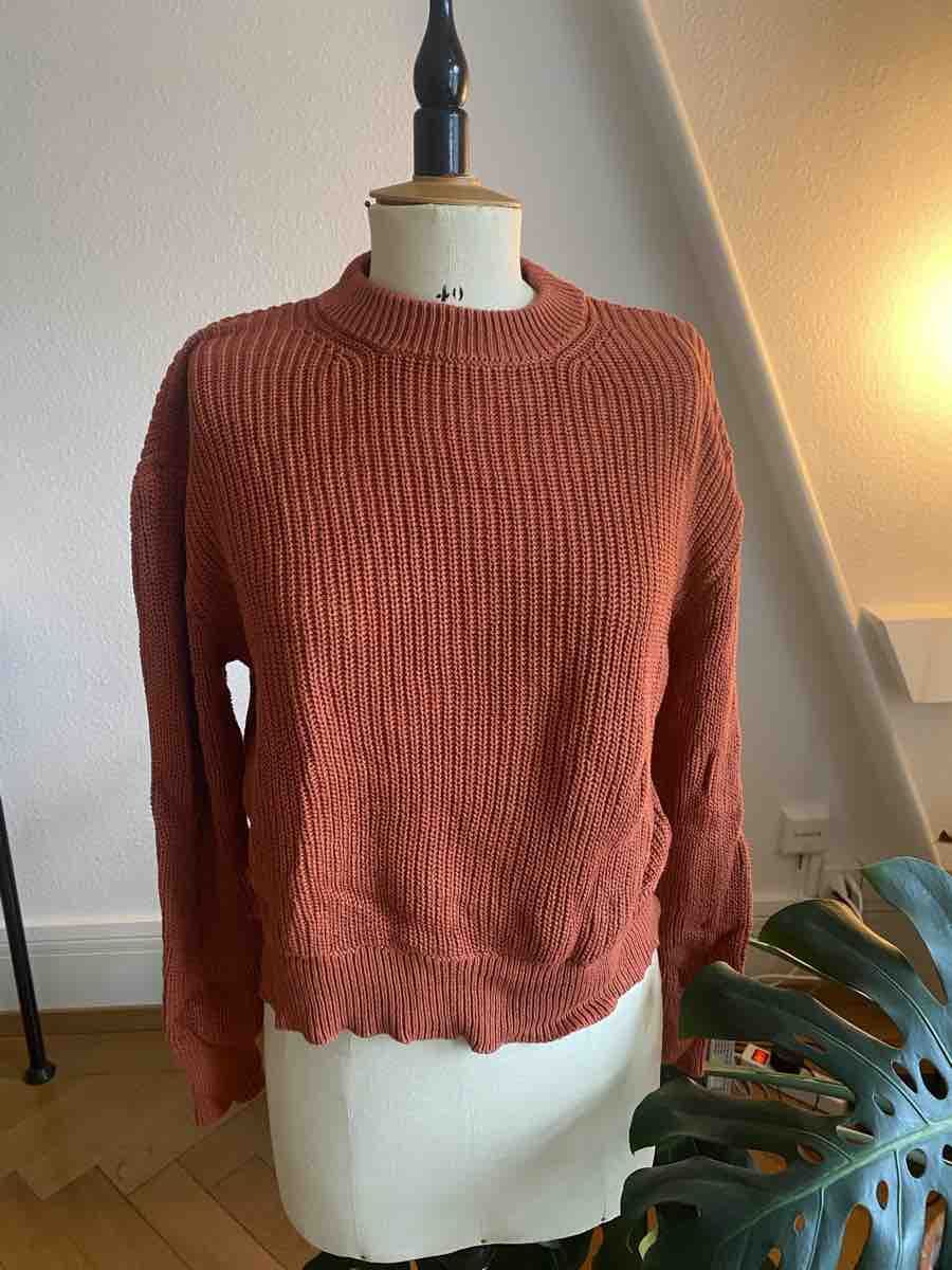 Pulls & Sweat-shirts: Damen Pullover in Rostbraun – D'occasion à Basel par NormaJean01