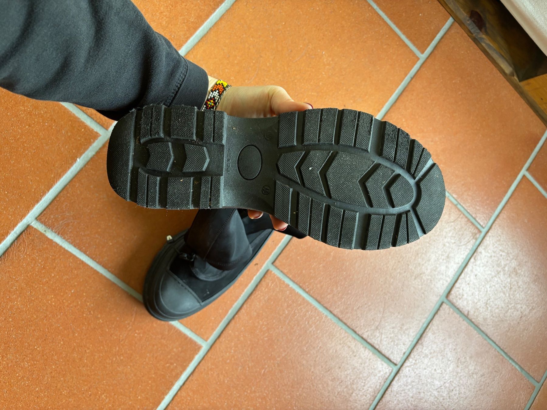 Scarpe da donna: Duuo schwarze Stiefelette – Usato da Zürich venduto da mar_hc85 3