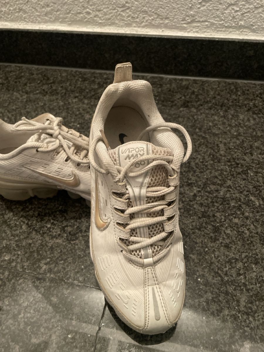 Scarpe da donna: Nike Air VaporMax – Usato da Steinach venduto da ariana.xe 1
