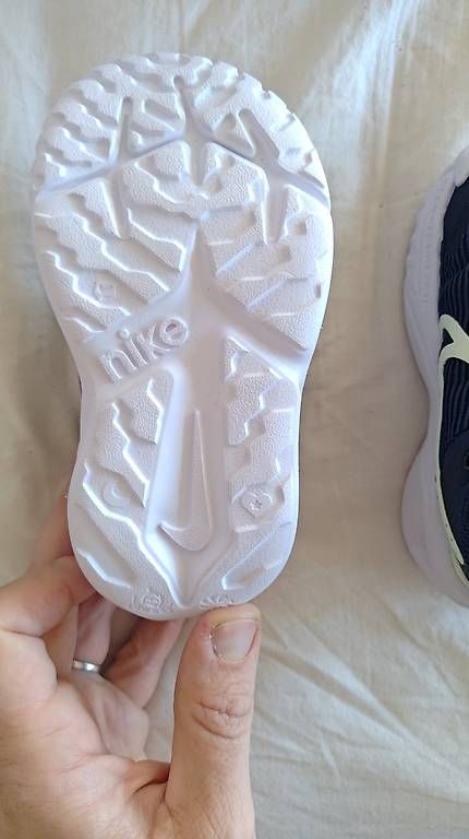 Schuhe für Jungen: Baskets nike T22 neuves – Gebraucht aus Lutry von jehanne1906 1
