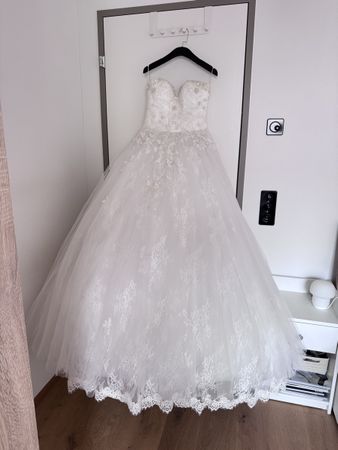 Brautkleid im Ball-Style