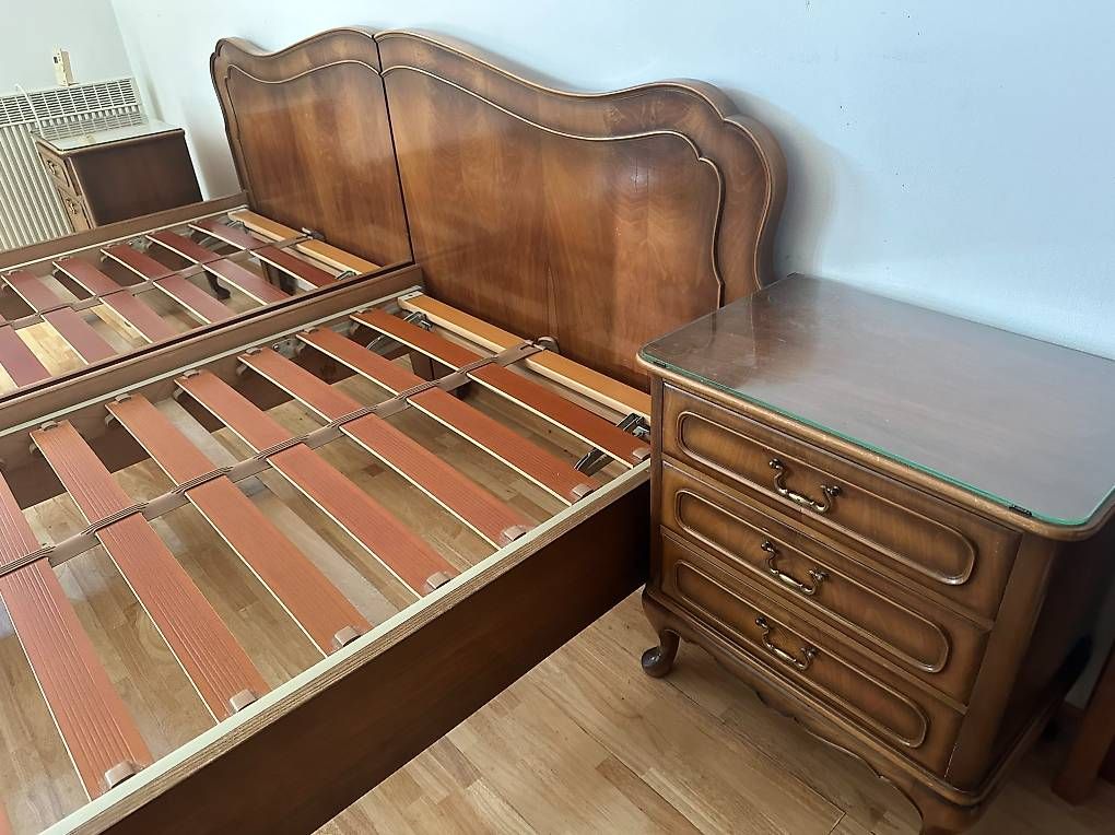 Letti: Doppelbett mit 2 Nachttischen aus Vollholz – Usato da Interlaken venduto da pat_9tp8 2
