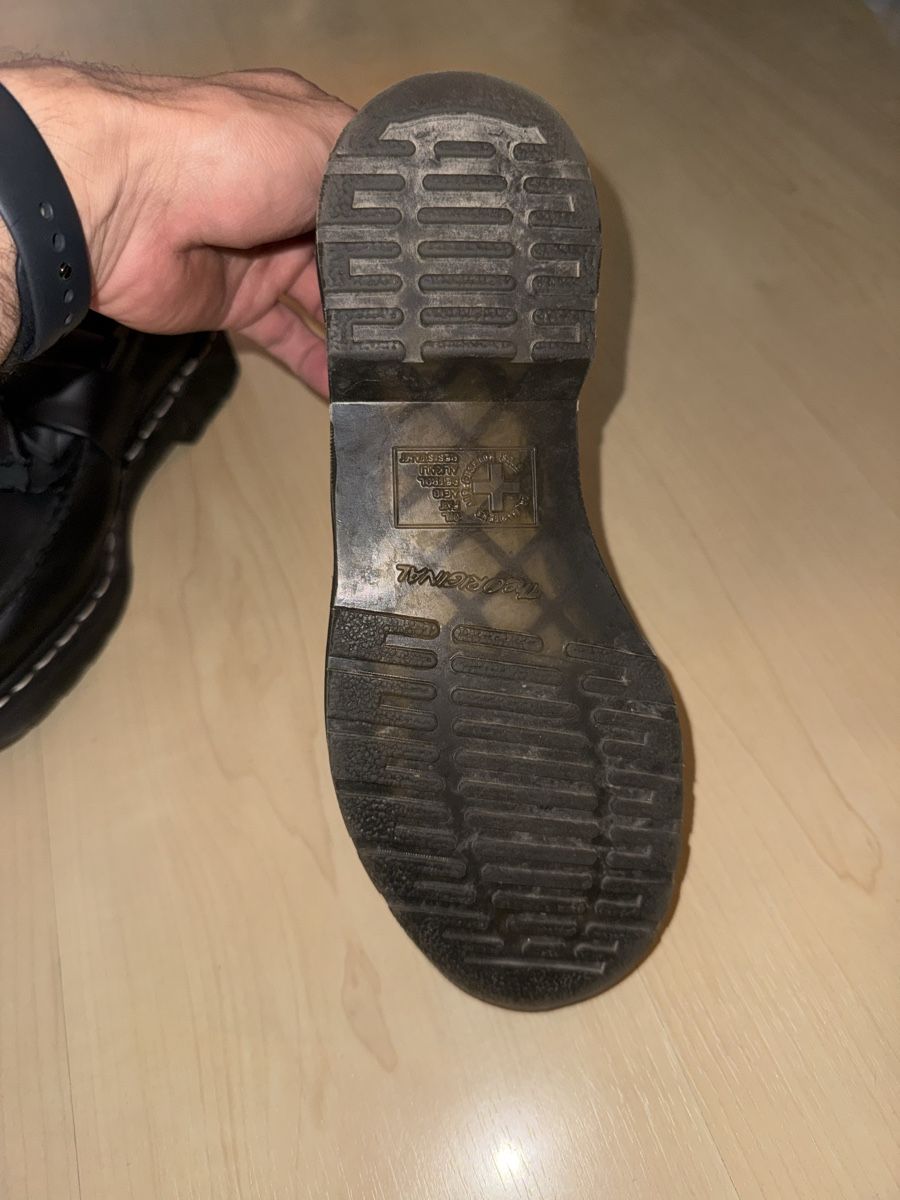 Scarpe da donna: Dr. Martens Loafers – Usato da Zürich venduto da foj_bv2x 2