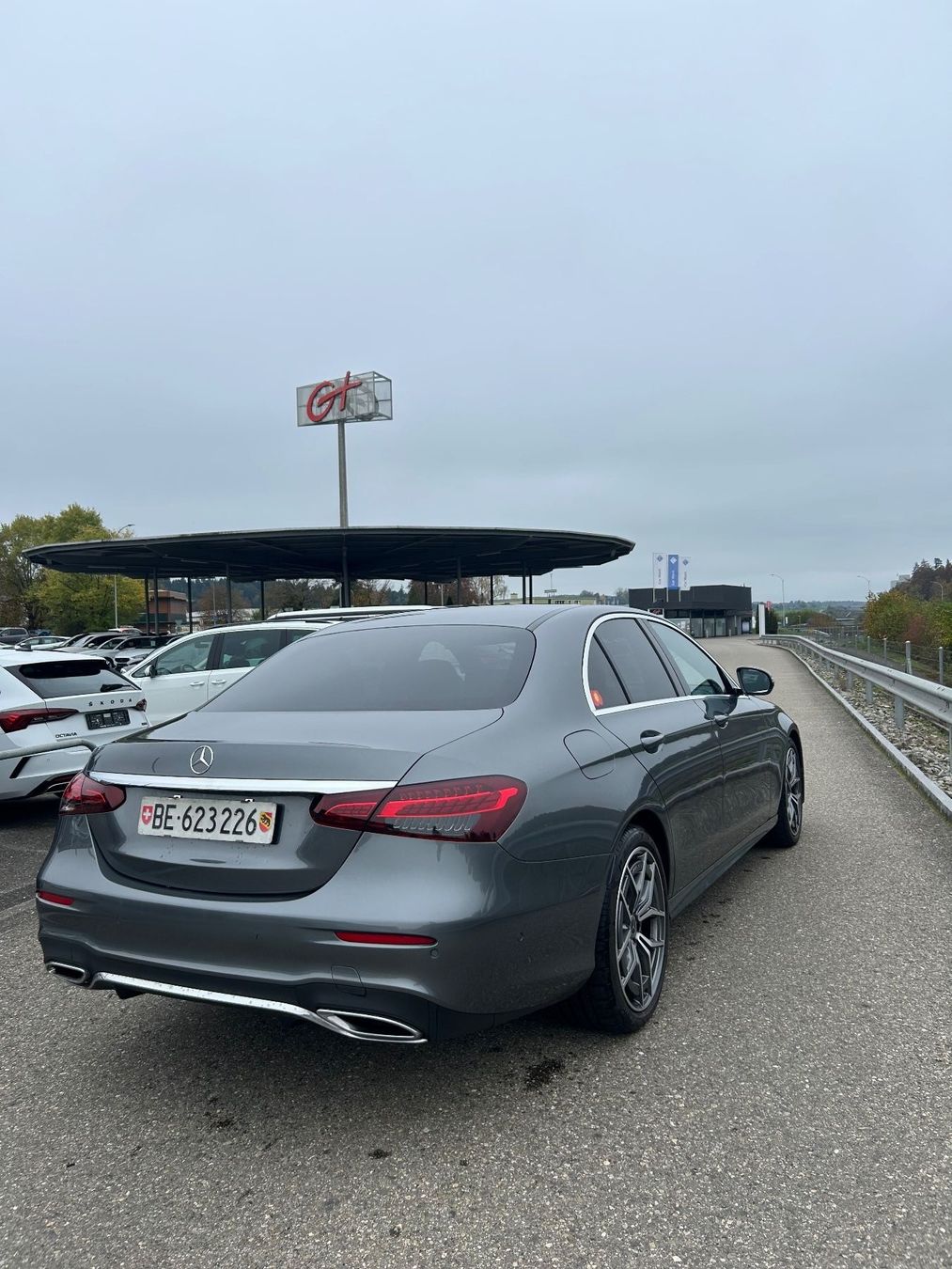 Mercedes-Benz Autos: Mercedes-Benz E 220d AMG-Line – Gebraucht aus Langenthal von sla_sf6q 4