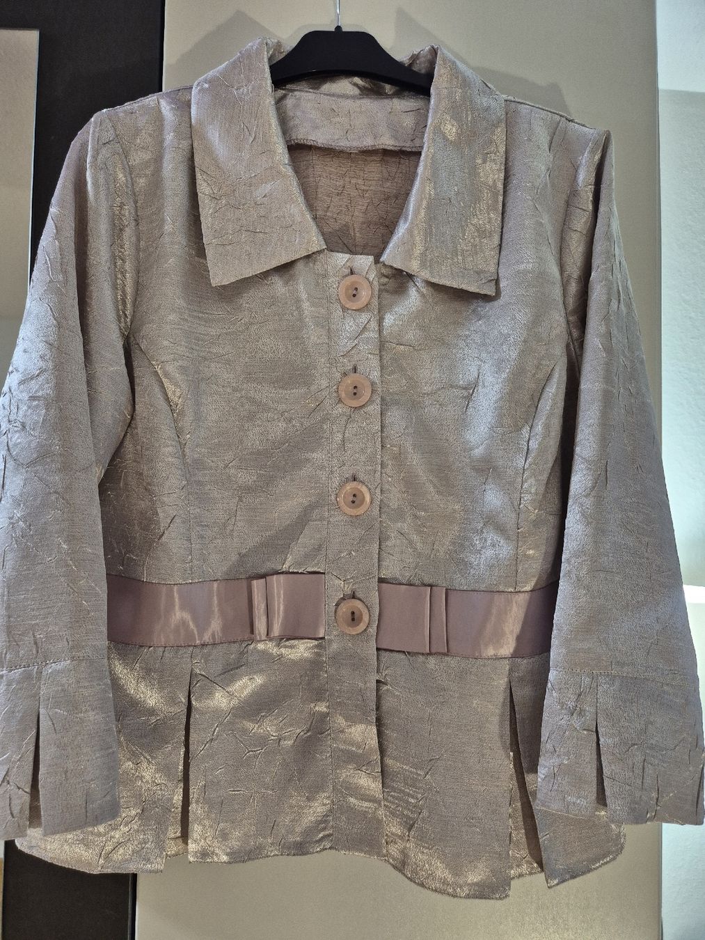 Kleiderpakete: Leichte Jacke – Gebraucht aus Kriens von Renia05 1