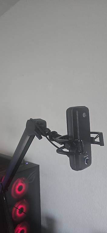 Elgato Microfoni: Micro elgato wave 3 + bras – Usato da Neuchâtel venduto da bap_k98s 1