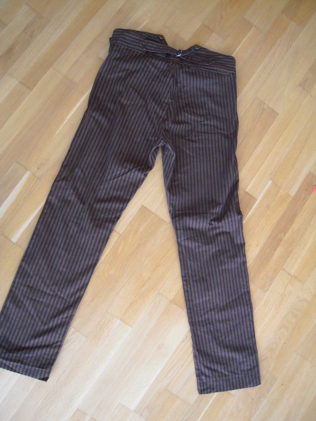 Pantaloni: Schöne, coole Steampunk Hose Damen Gr 36 – Usato da Uzwil venduto da visions77 1
