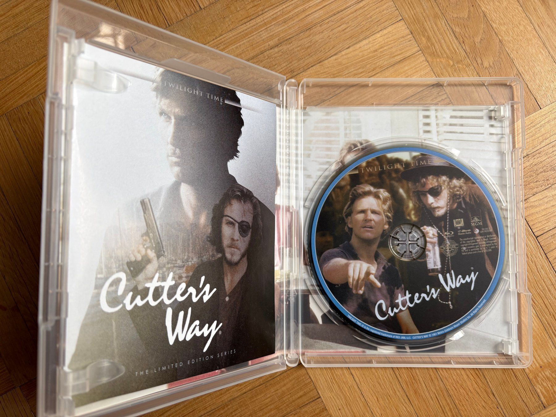 Tous les DVDs: Cutter's Way - mit Booklet - Twilight Time - Blu-ray – Neuf (Voir description) à Zürich par Malcom 1