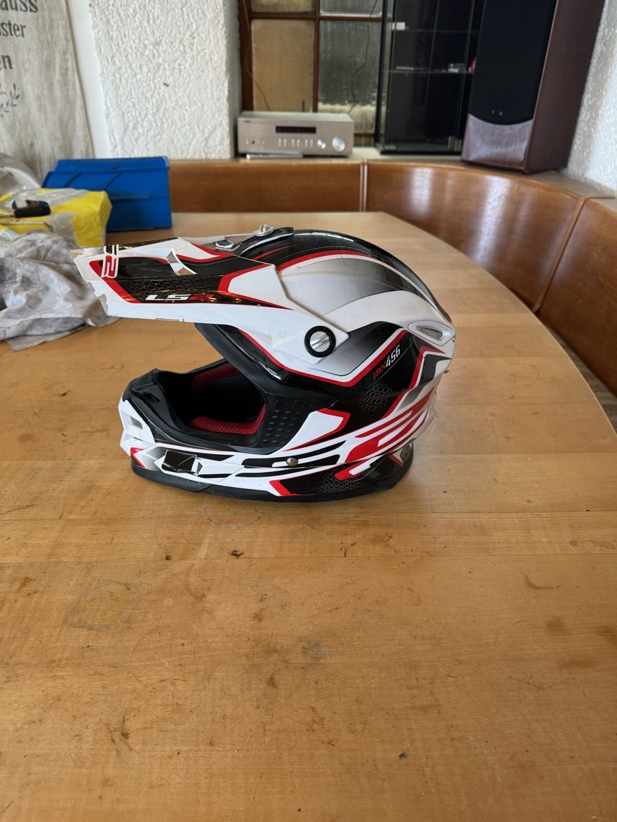 Caschi & visiere: Motorrad Helm – Usato da Dübendorf venduto da Sachs621 1