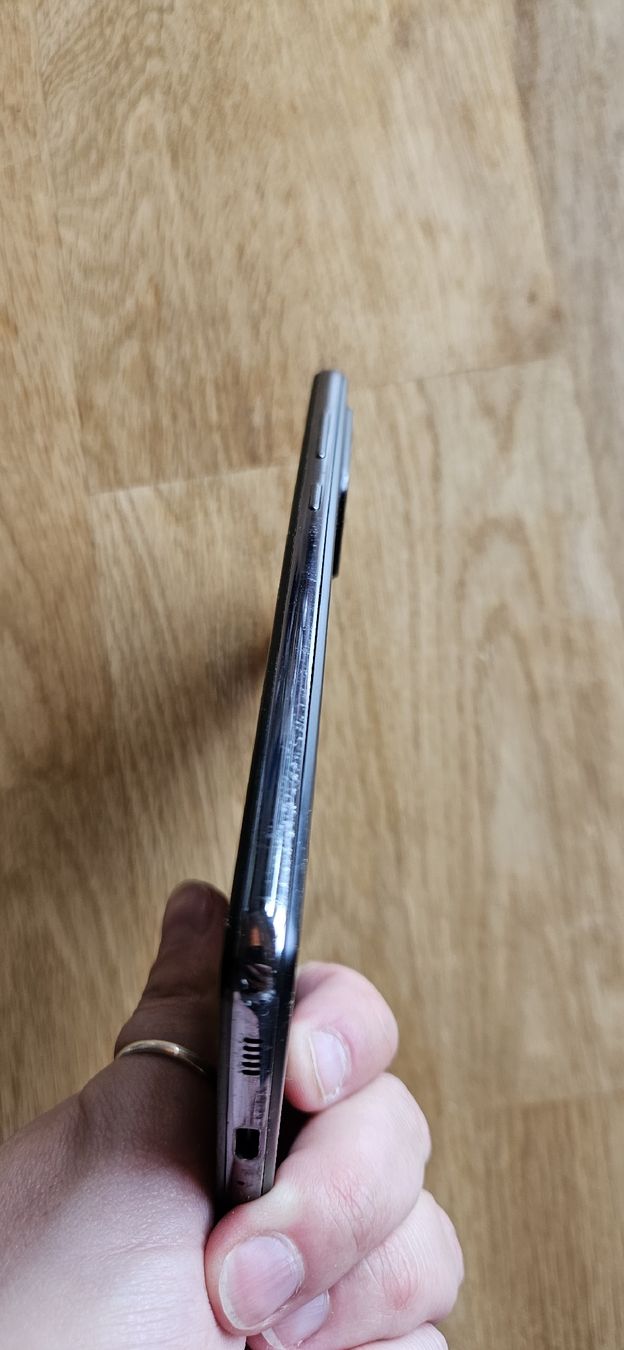 Samsung Telefoni cellulari / Smartphones: Samsung Galaxy A72, G5 schwarz, – Usato da Morschach venduto da Jean_Nine 4