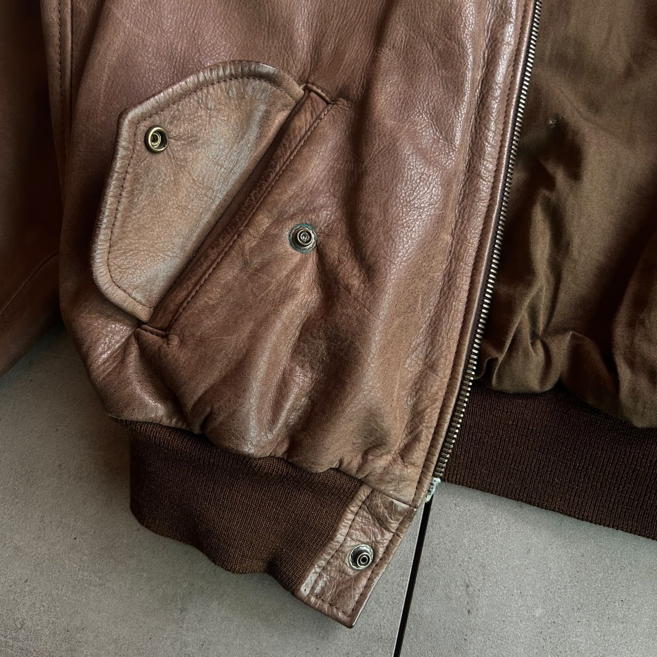 Jacken: 1990s VMC Vintage Pilot Leather Jacket – Gebraucht aus Bern von Gigigian 3