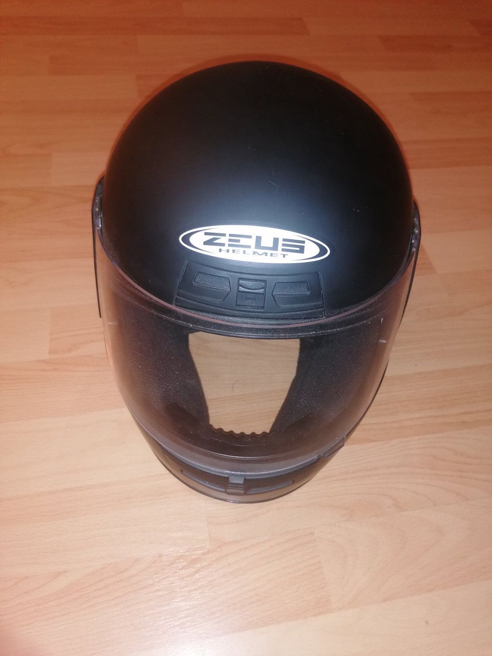 Helme & Visiere: Zeus Motorrad Helm Grösse S – Gebraucht aus Basel von nic_vr58
