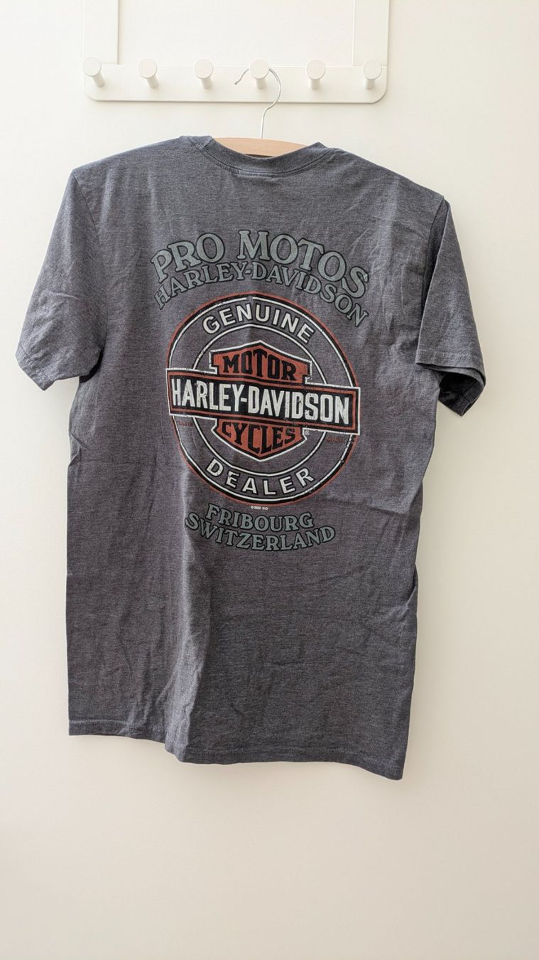 Harley-Davidson T-shirt: Harley Davidson – Usato da Estévenens venduto da Rockingirl 1
