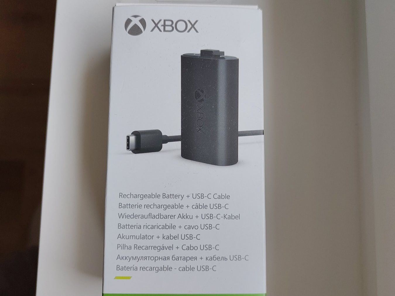 Microsoft Batterie: Xbox Rechargeable Battery + USB-C Cable / Play & Charge Kit – Usato da Burgdorf venduto da tls_hp76