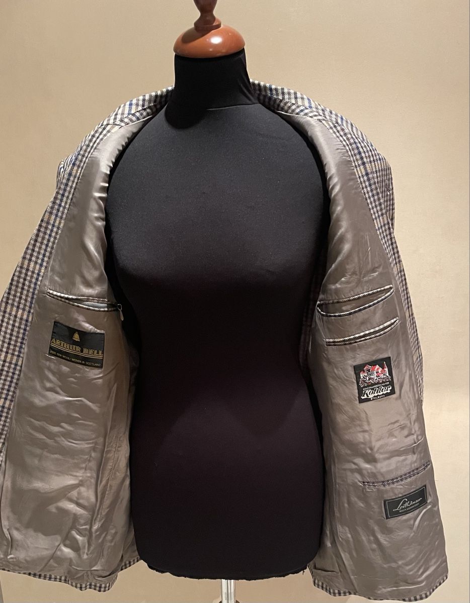 Giacche: Klassischer Herrenblazer, Sonderanfertigung,  Gr.52 – Usato da Pfaffnau venduto da Loefibu 6