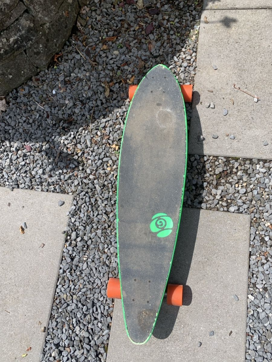 Skateboards: Longboard gebraucht – Gebraucht aus St. Gallen von retomuesl12