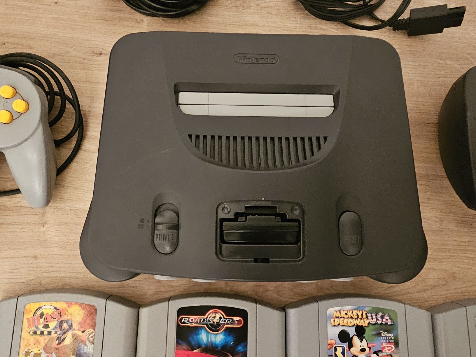 Nintendo Console: nitendo n64 konsole – Usato da Kreuzlingen venduto da milo-ss 4