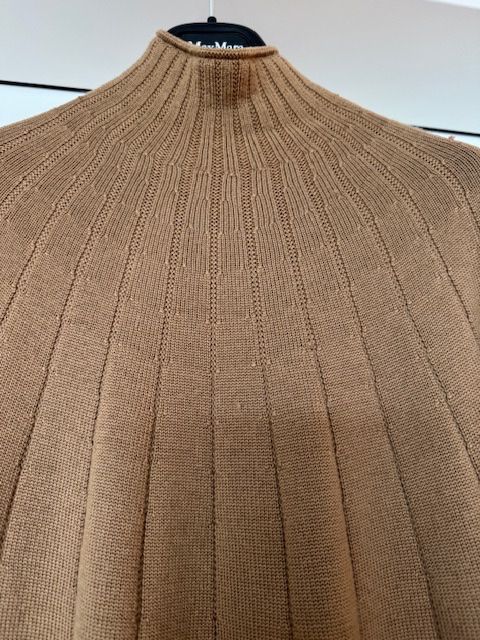 Max Mara Vestiti: STRICKKLEID VON MM BY MAXMARA – Usato da Wädenswil venduto da MANU2222 1