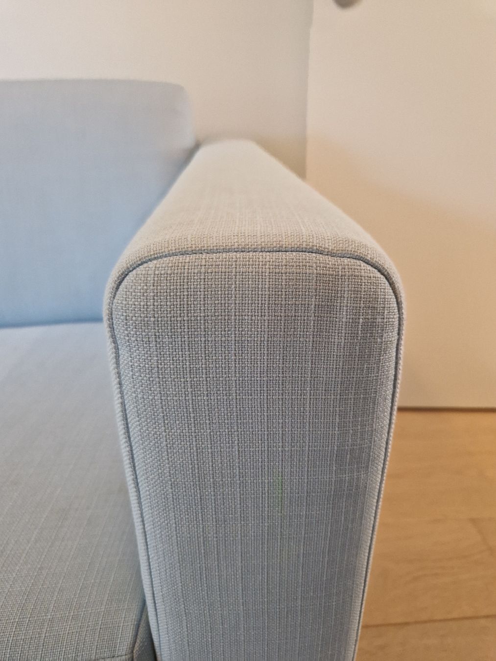 Sofas: Hochwertiges Schlafsofa in hellblau – Gebraucht aus Zug von lea_lb2x 3
