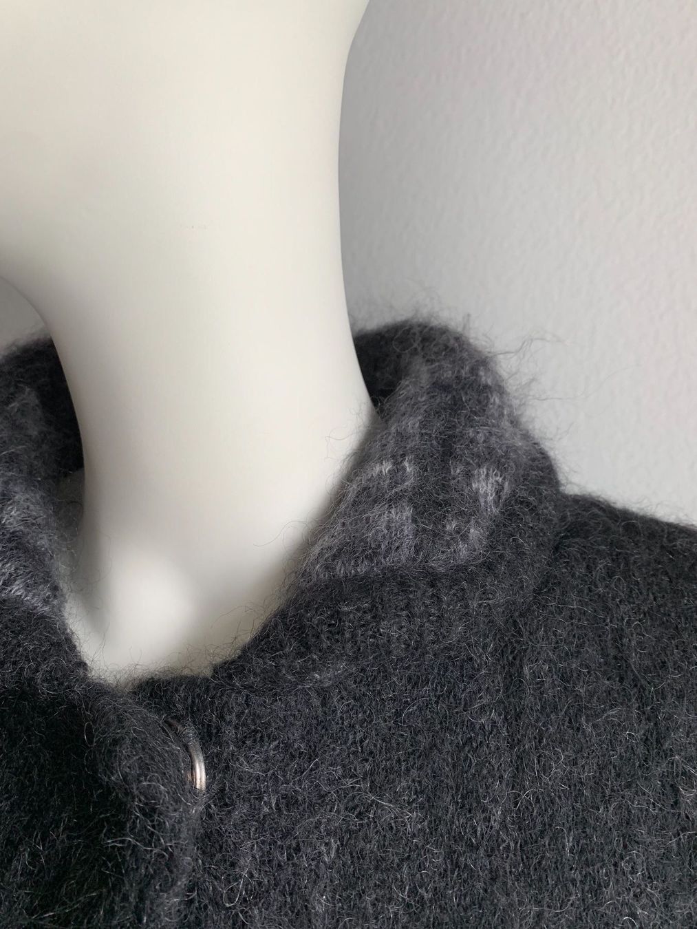 Prada Cappotti: Prada Poncho – Nuovo (secondo la descrizione) da Winterthur venduto da 19.19 2