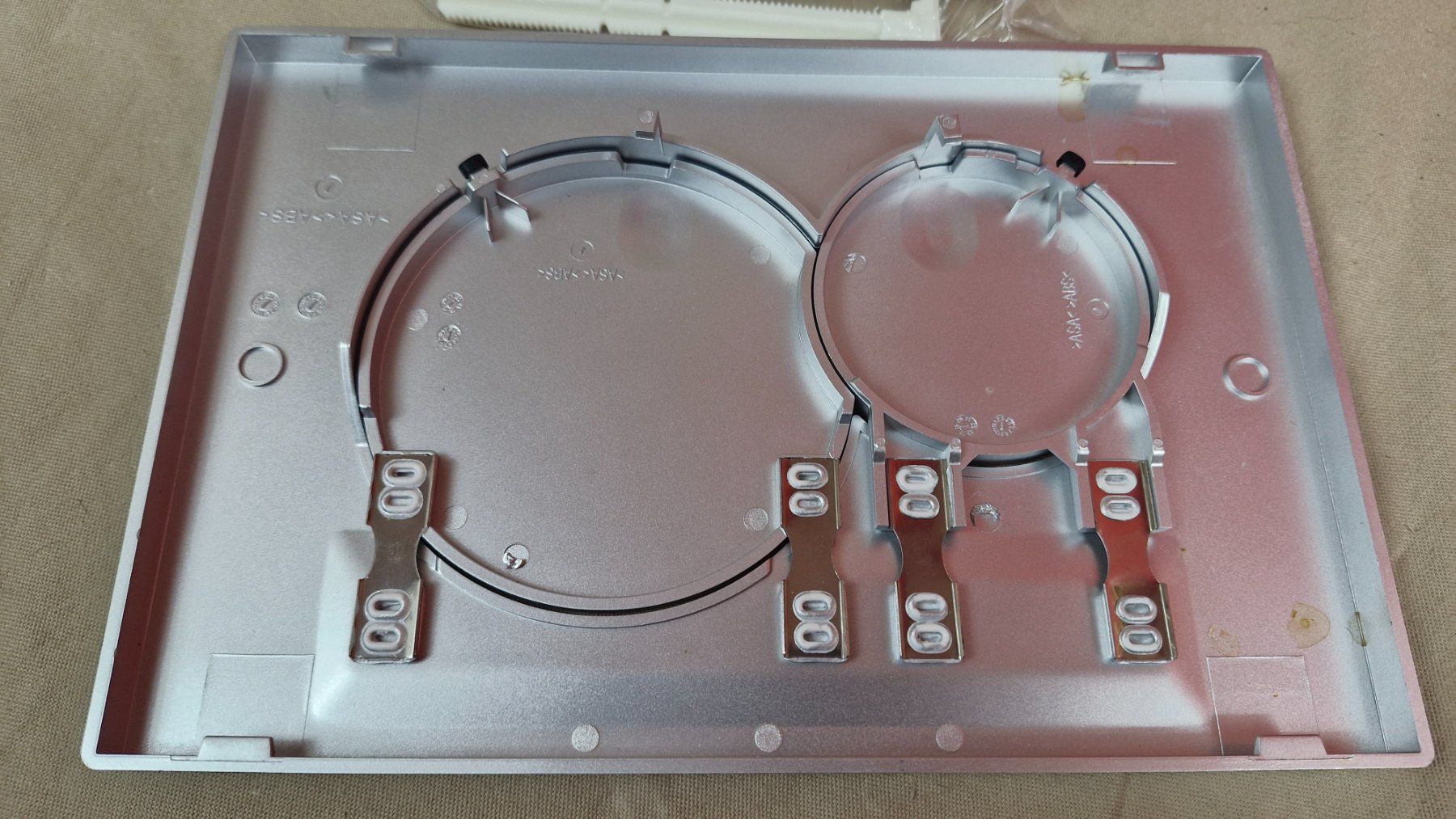 WC: Betätigungsplatte passend zu Geberit Sigma01 silber – Neu und originalverpackt aus Dorf von Zur-Lingg 1