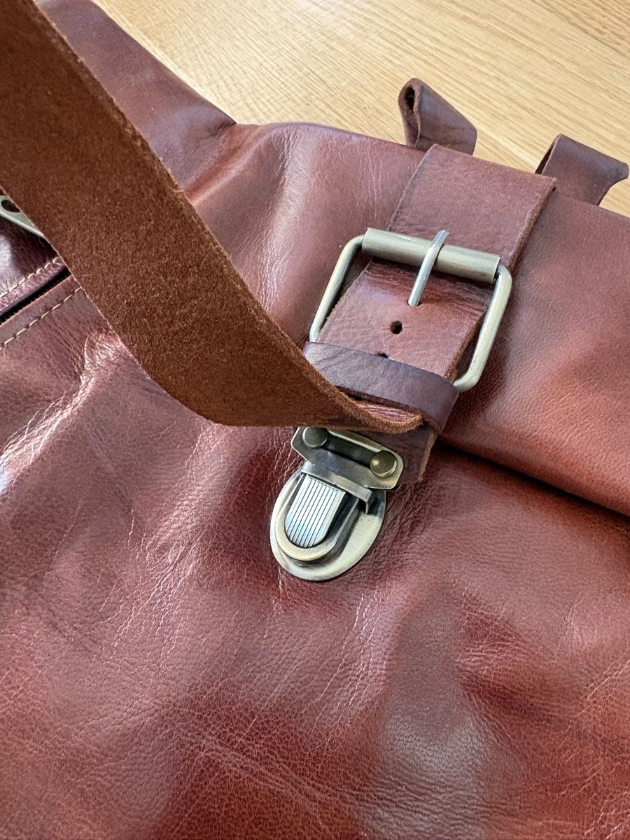 Zaini: Lederrucksack, neu – Nuovo e nell'imballaggio originale da Bern venduto da janamitro 2