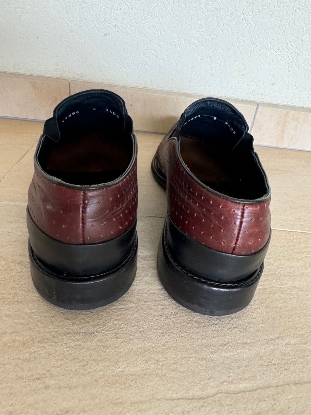 Herrenschuhe: Chaussures habillées perforées Aldo Bruè, p.44.5 – Gebraucht aus St-Gingolph von GoldenKeys 2
