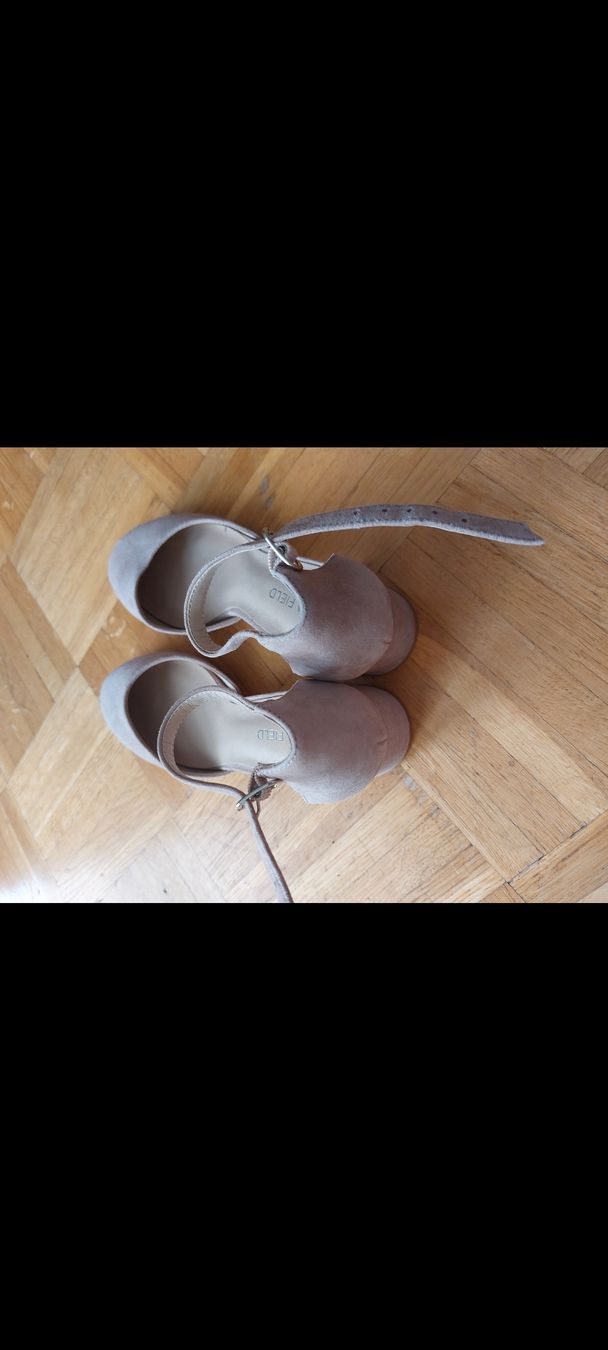Anna Field Damenschuhe: Escarpins rose poudré effet daim – Gebraucht aus Avully von jul_n8zt 2