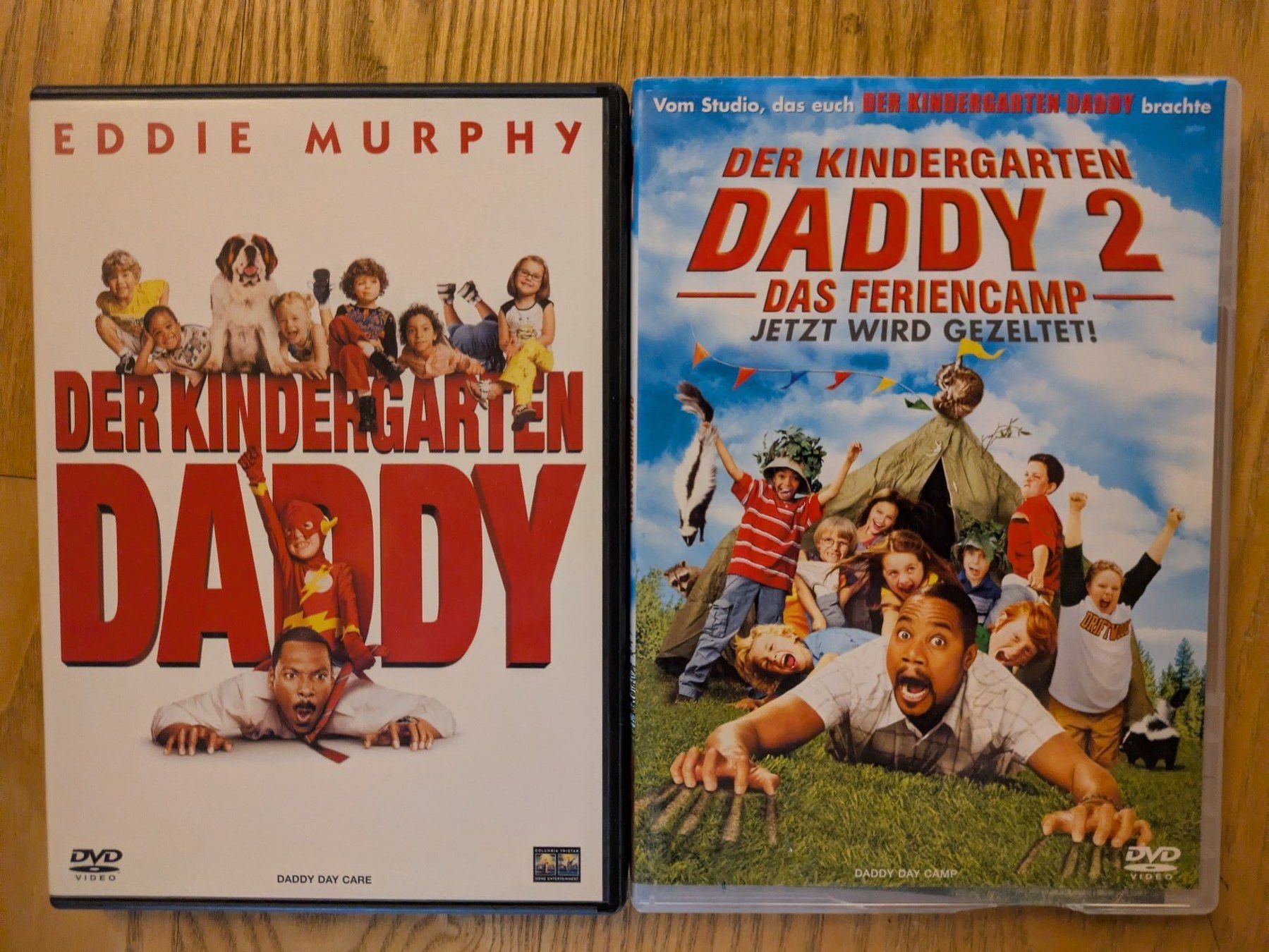 Tutti i DVDs: DVD-Set: Kindergarten Daddy 1 & 2 (2 DVD's) – Usato da Männedorf venduto da Pacer19