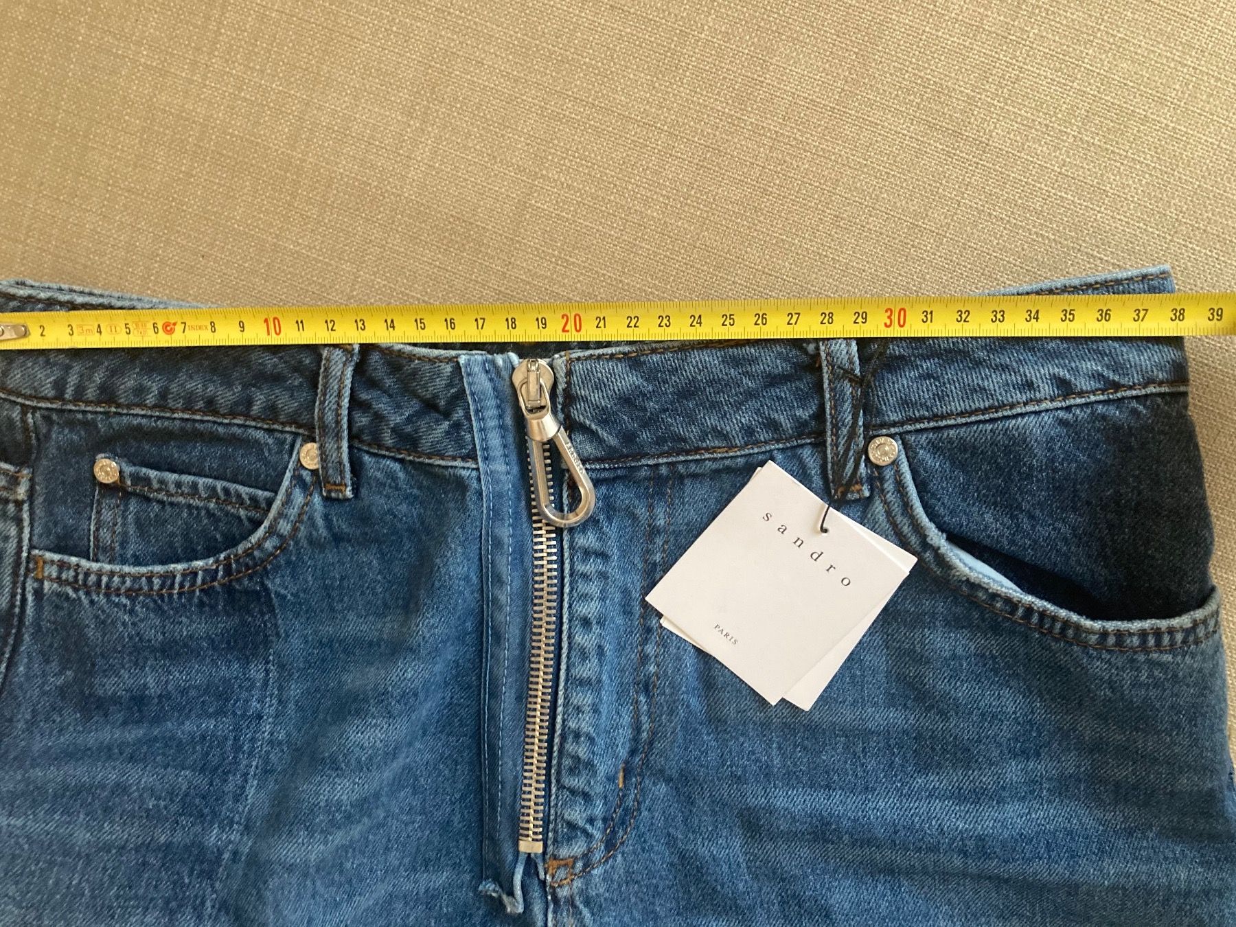 Sandro Jeans: Sandro Neue Jeans, Patchwork (40 FR / 38 CH) – Nuovo e nell'imballaggio originale da Luzern venduto da AM2nd 7