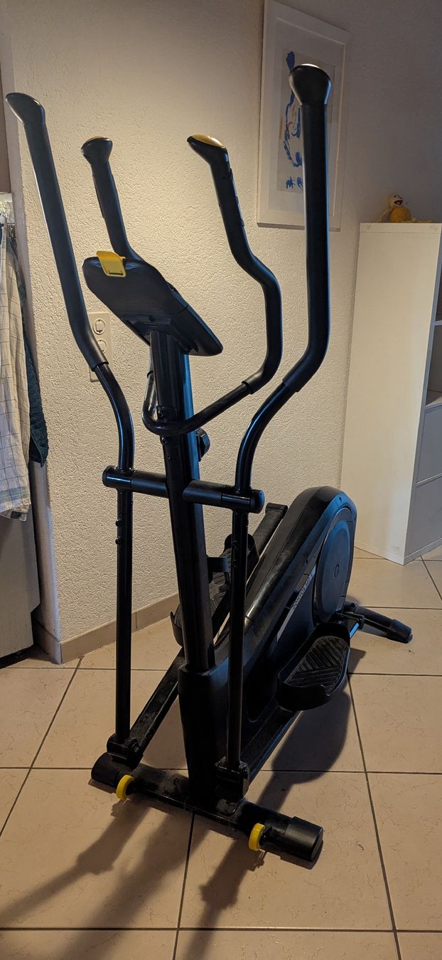 Decathlon Hometrainer: Vélo elliptique Domyos 540 – Gebraucht aus Satigny von faf_t85c 1