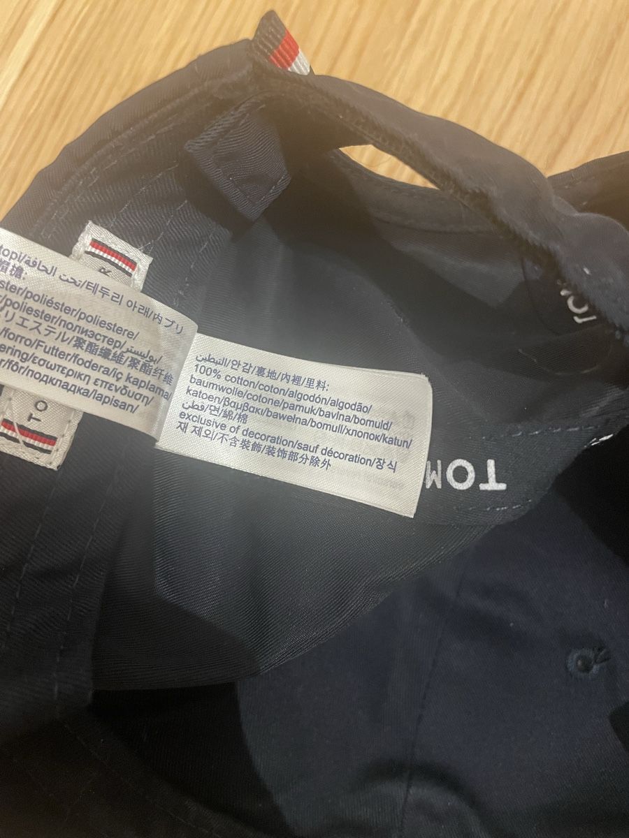 Tommy Hilfiger Chapeaux, bonnets & casquettes: Tommy Hilfiger Hut Dunkelblau  – D'occasion à uster par 2017c 2