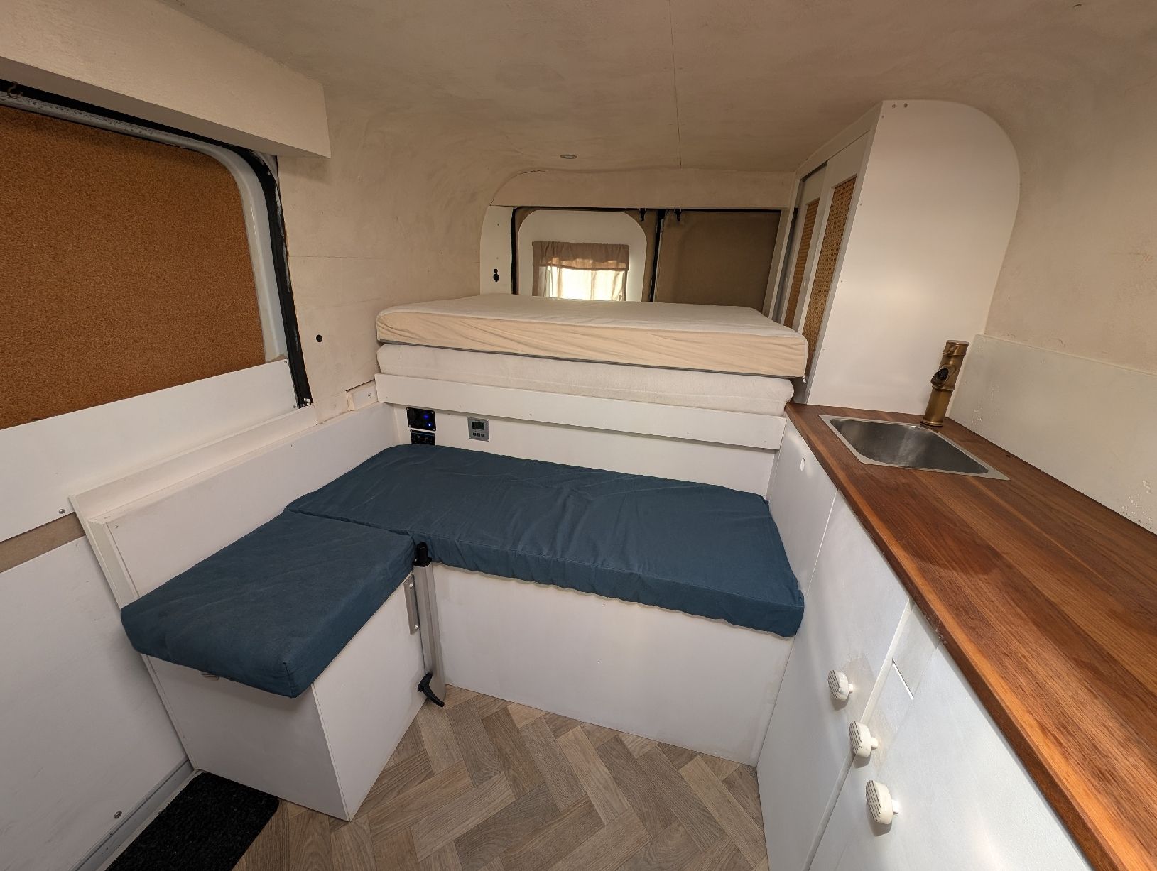 Fiat Camping Fahrzeuge: Fiat Ducato Camper autark – Gebraucht aus Basel von jon_8lqt 5
