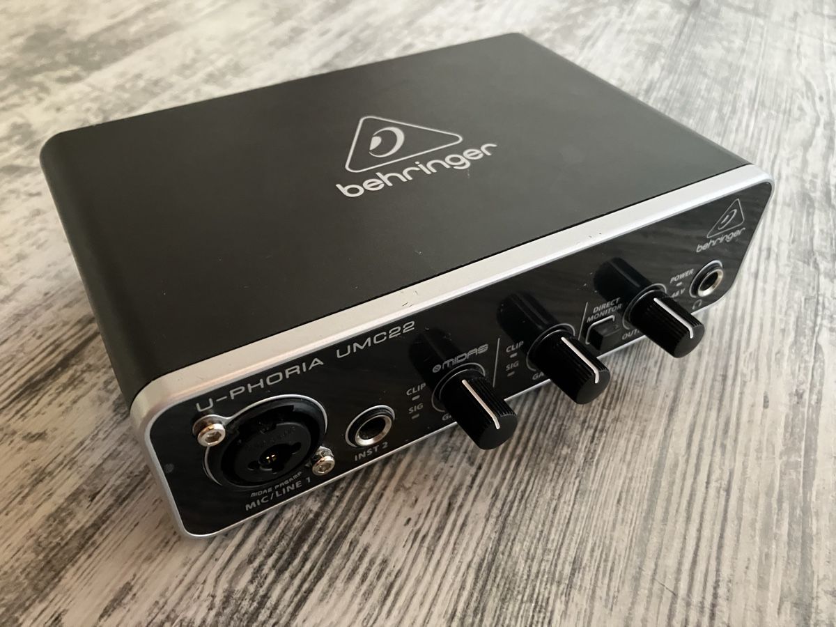 Behringer Studioequipment: Audio Interface - Behringer U-PHORIA UMC22 – Defekt aus Andwil SG von Kaltbrunner 4