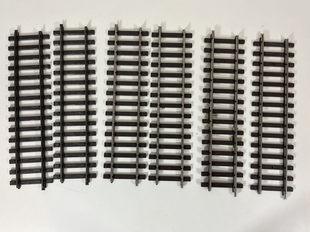 Gigmeta Lot de 32 Building Blocks Train Track Set, Composé de Rails